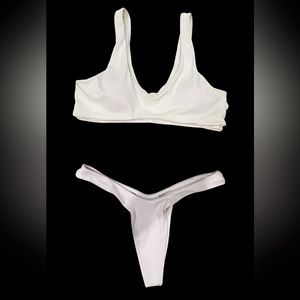 🌸 SHEIN 🌸 Bikini Swim Bathing Suit Swimsuit High Rise Thong NWOT White L